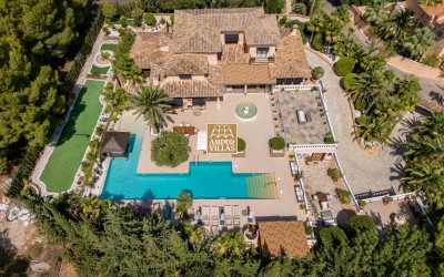 Magnificent property with a lot of privacy and dreamlike outdoor areas