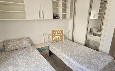 Sunny apartment in the center of Albir