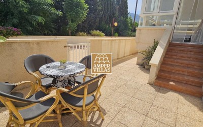 Sunny apartment in the center of Albir