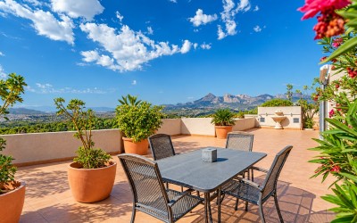 Duplex Penthouse with Panoramic Sea Views in Altea La Vella
